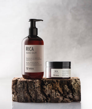 RICA - Crema mani idratante e protettiva in due formati, dispenser in pet da 250ml e vaso in pet da 100ml